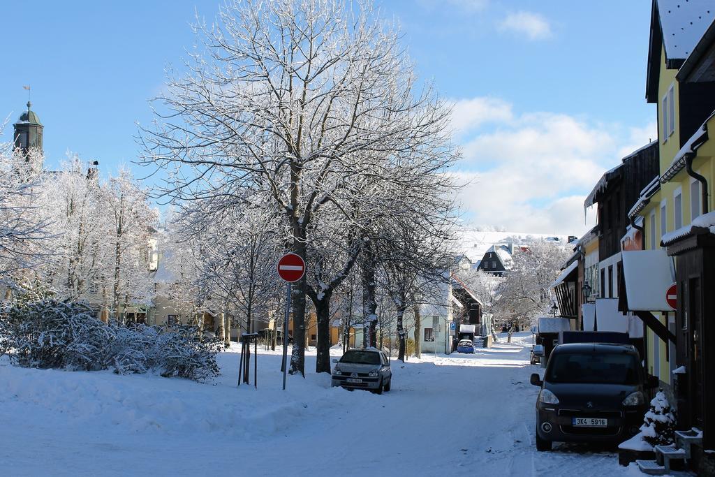 Apartments Stein Божи Дар Екстериор снимка